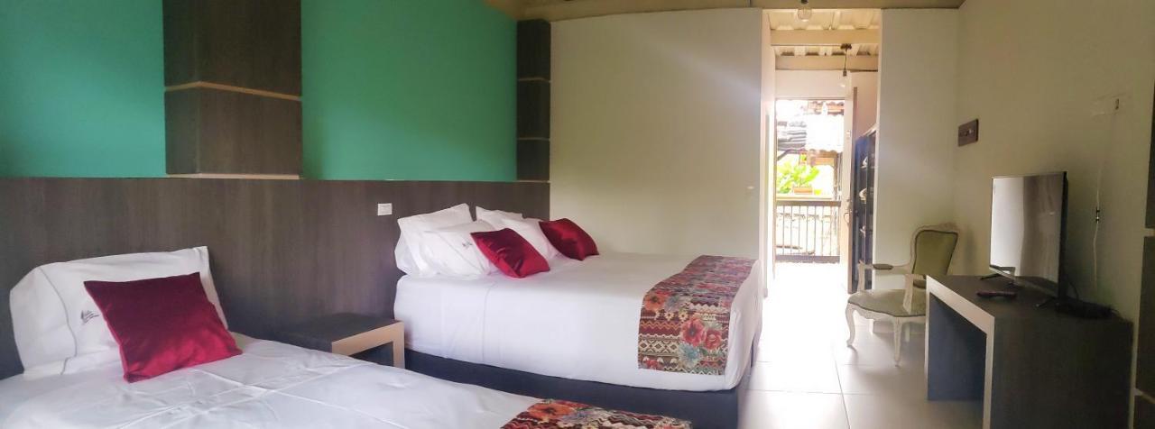 Villa Juana Hotel Cerritos ภายนอก รูปภาพ