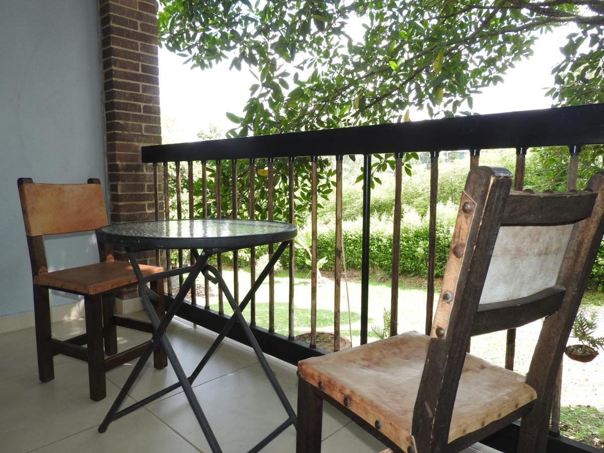 Villa Juana Hotel Cerritos ภายนอก รูปภาพ