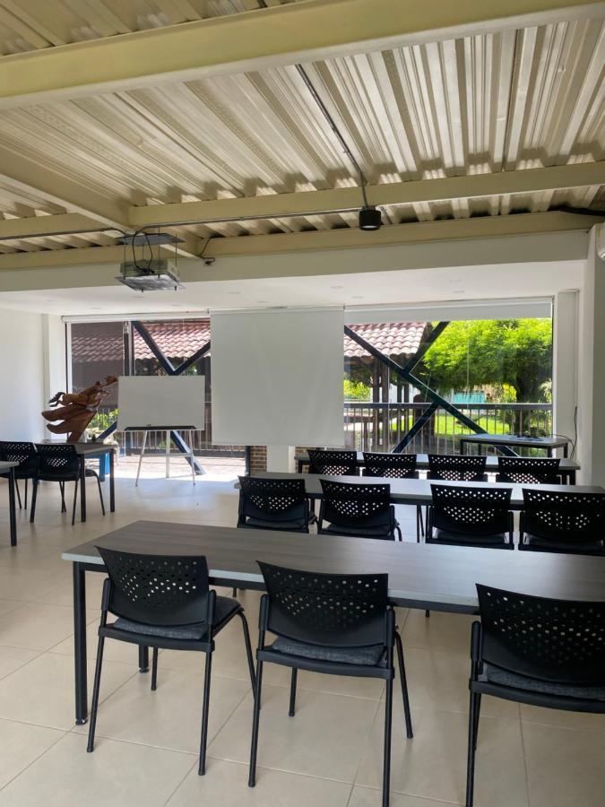 Villa Juana Hotel Cerritos ภายนอก รูปภาพ